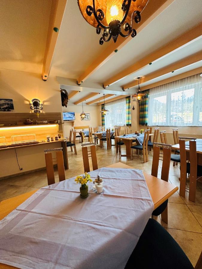 Pension Monika, Your B&B Including Summercard Kaprun Eksteriør bilde