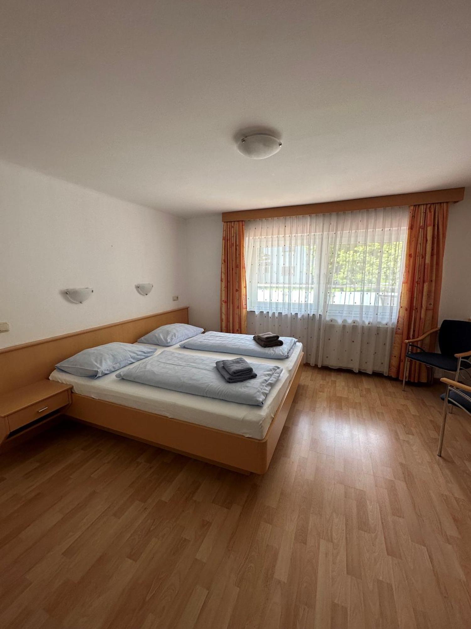 Pension Monika, Your B&B Including Summercard Kaprun Eksteriør bilde
